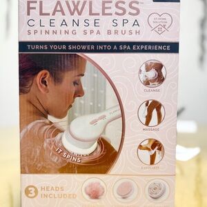 Brand New!! Finishing Touch FLAWLESS Cleaning Spa Spinning Spa Brush